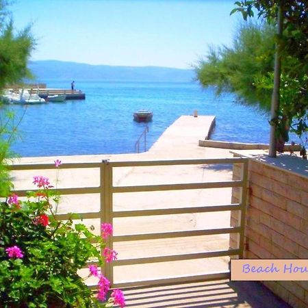 Beach House - Apartments Ana Дуче Экстерьер фото