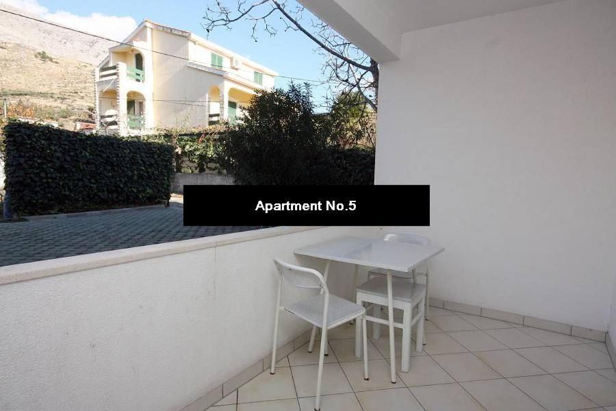 Beach House - Apartments Ana Дуче Экстерьер фото
