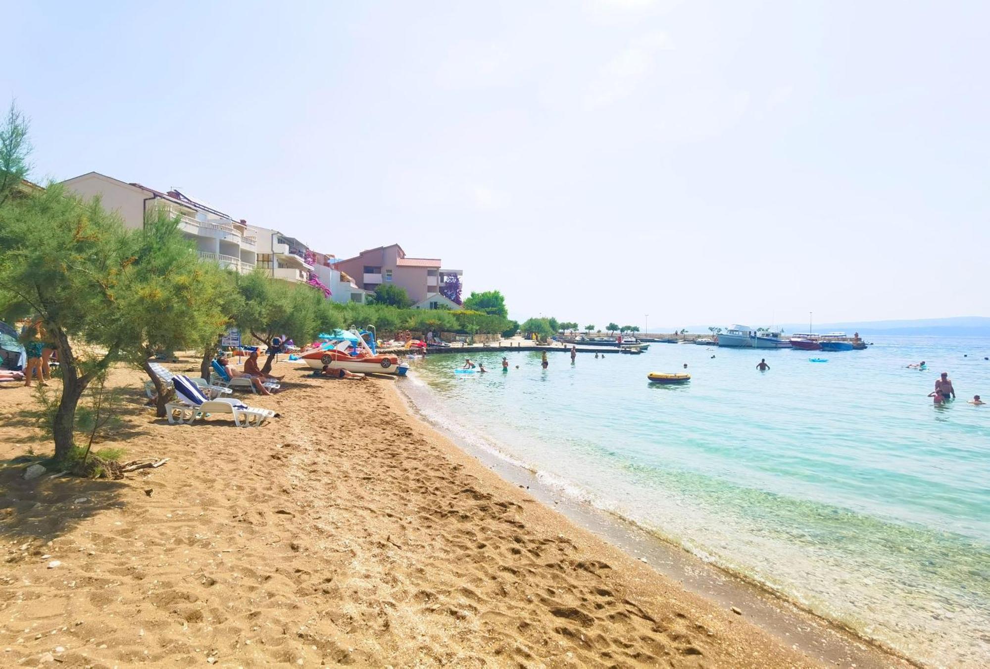 Beach House - Apartments Ana Дуче Экстерьер фото