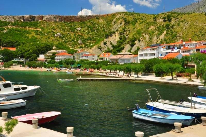 Beach House - Apartments Ana Дуче Экстерьер фото